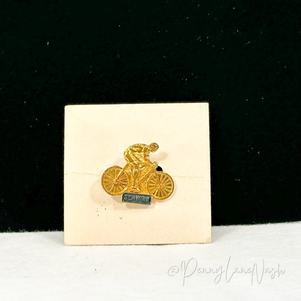 Vintage Small Schwinn Bicycle Golden Pin Lapel